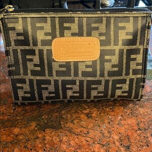 Brown/Tan Makeup/Pooch